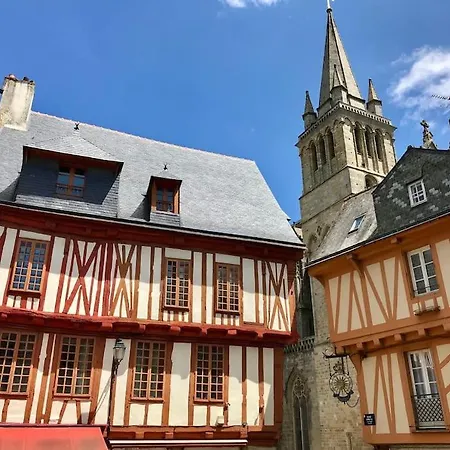 Studio Saint-Vincent 150M Du Port Vannes Exterior photo